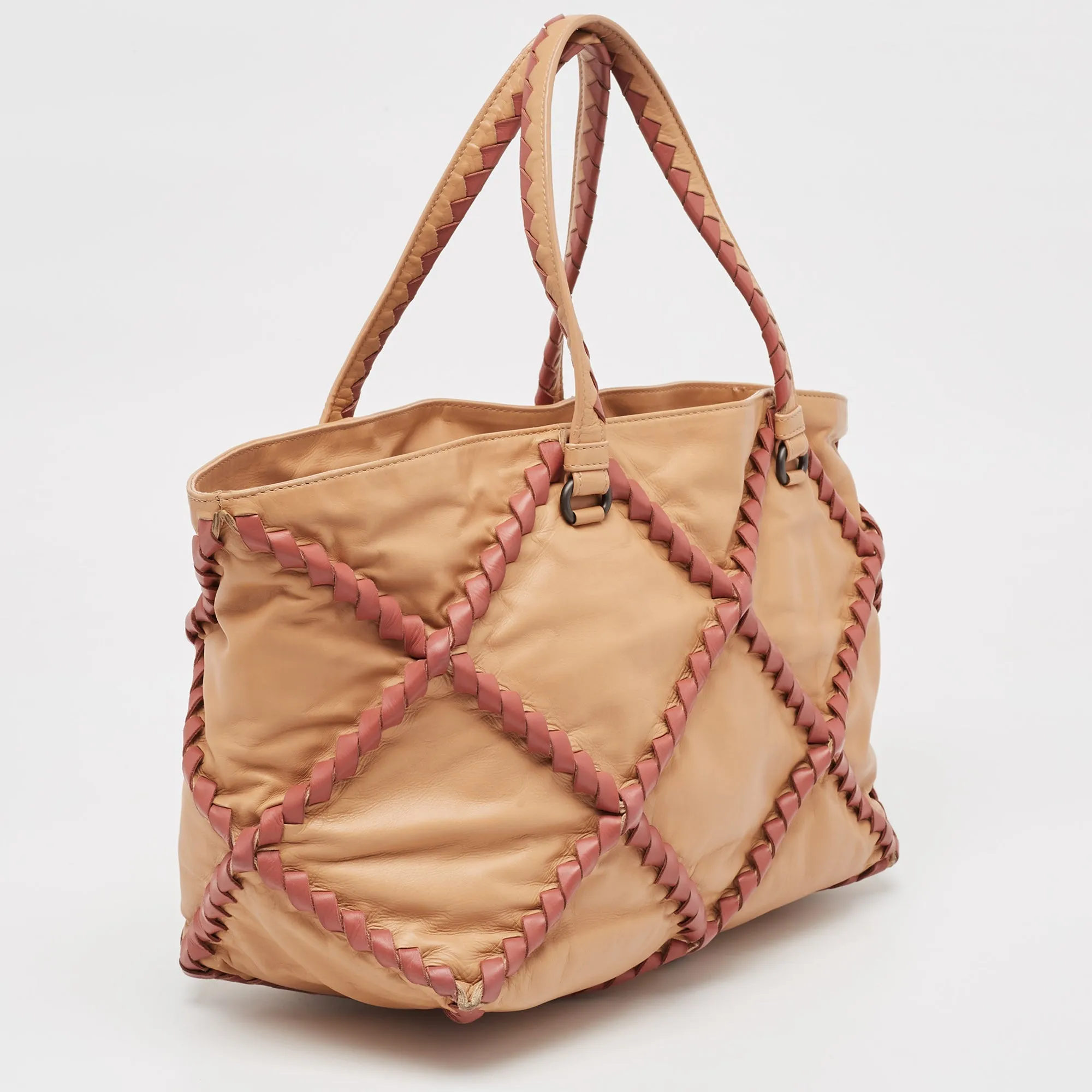 BOTTEGA VENETA Beige/Burgundy Quilted Leather Shopper Tote