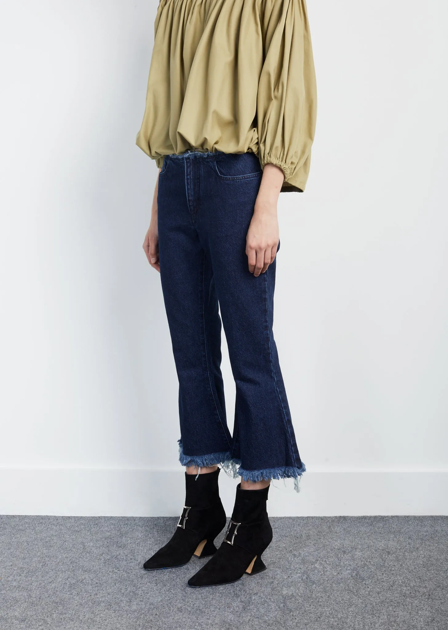 Classic Cropped Denim Capris