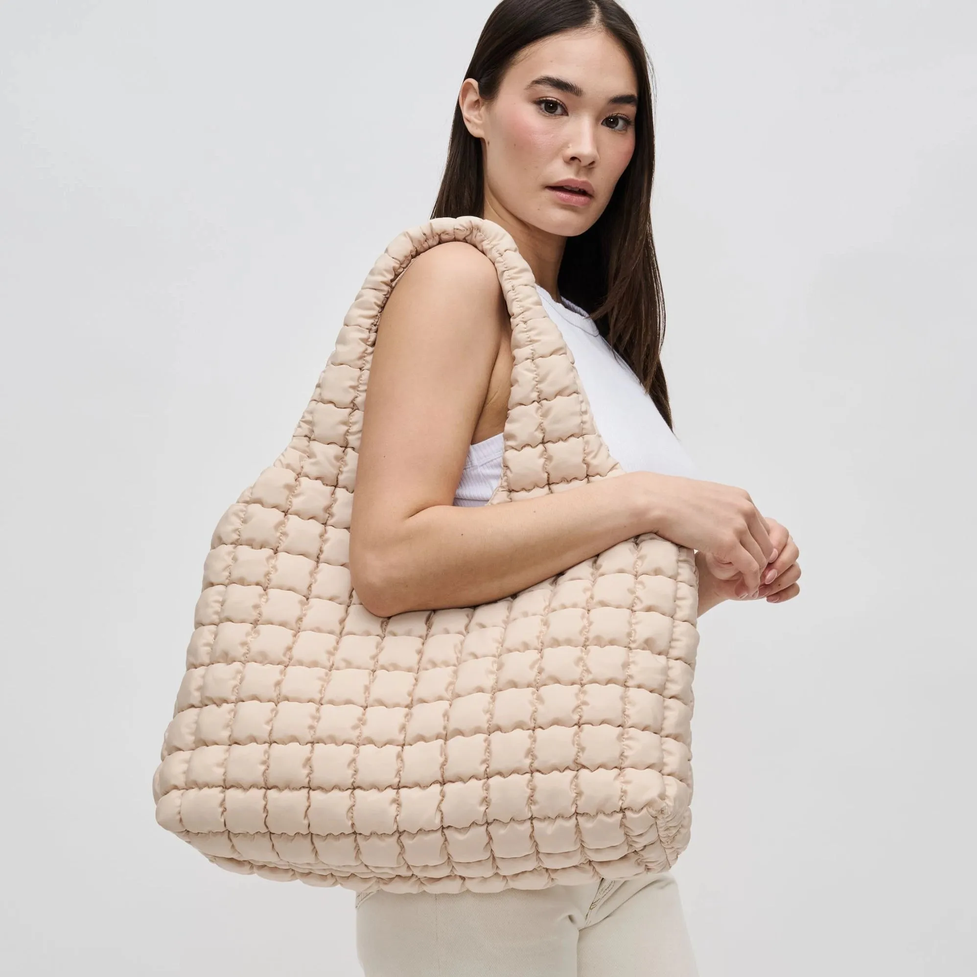 Elevate Puffer Bag Cream