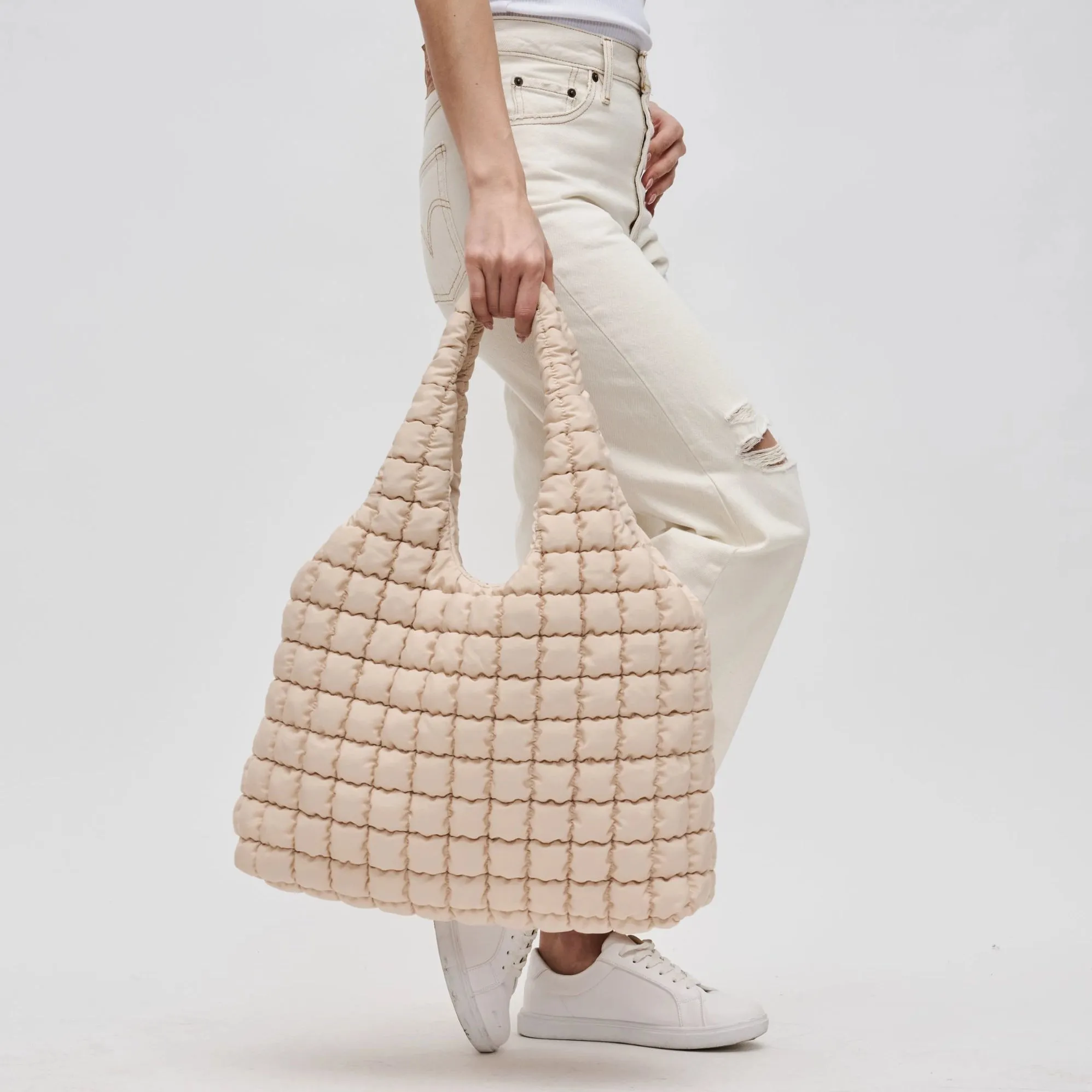 Elevate Puffer Bag Cream