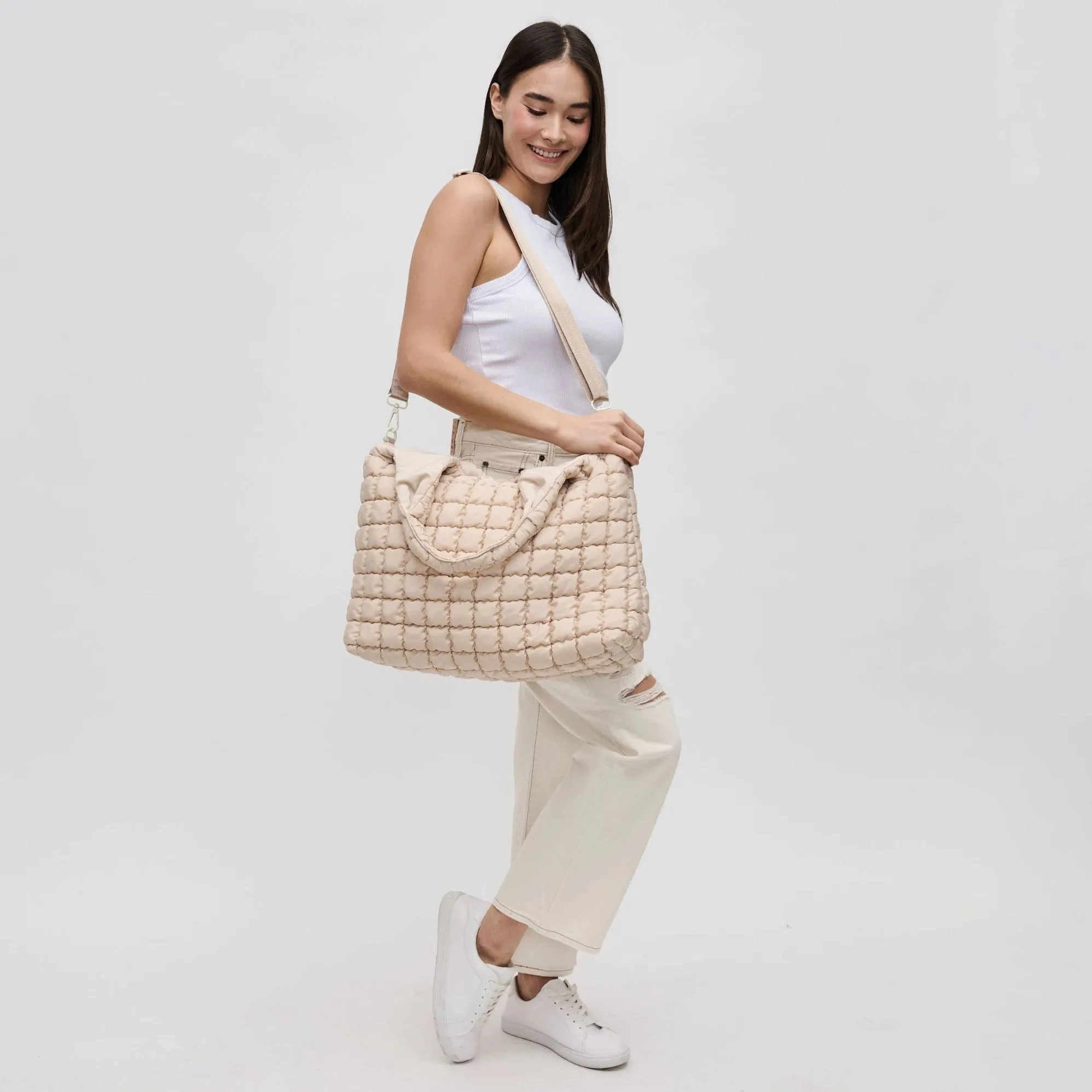 Elevate Puffer Bag Cream