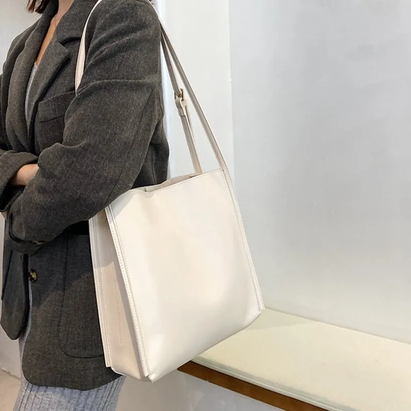 Minimalist Shoulder Bag