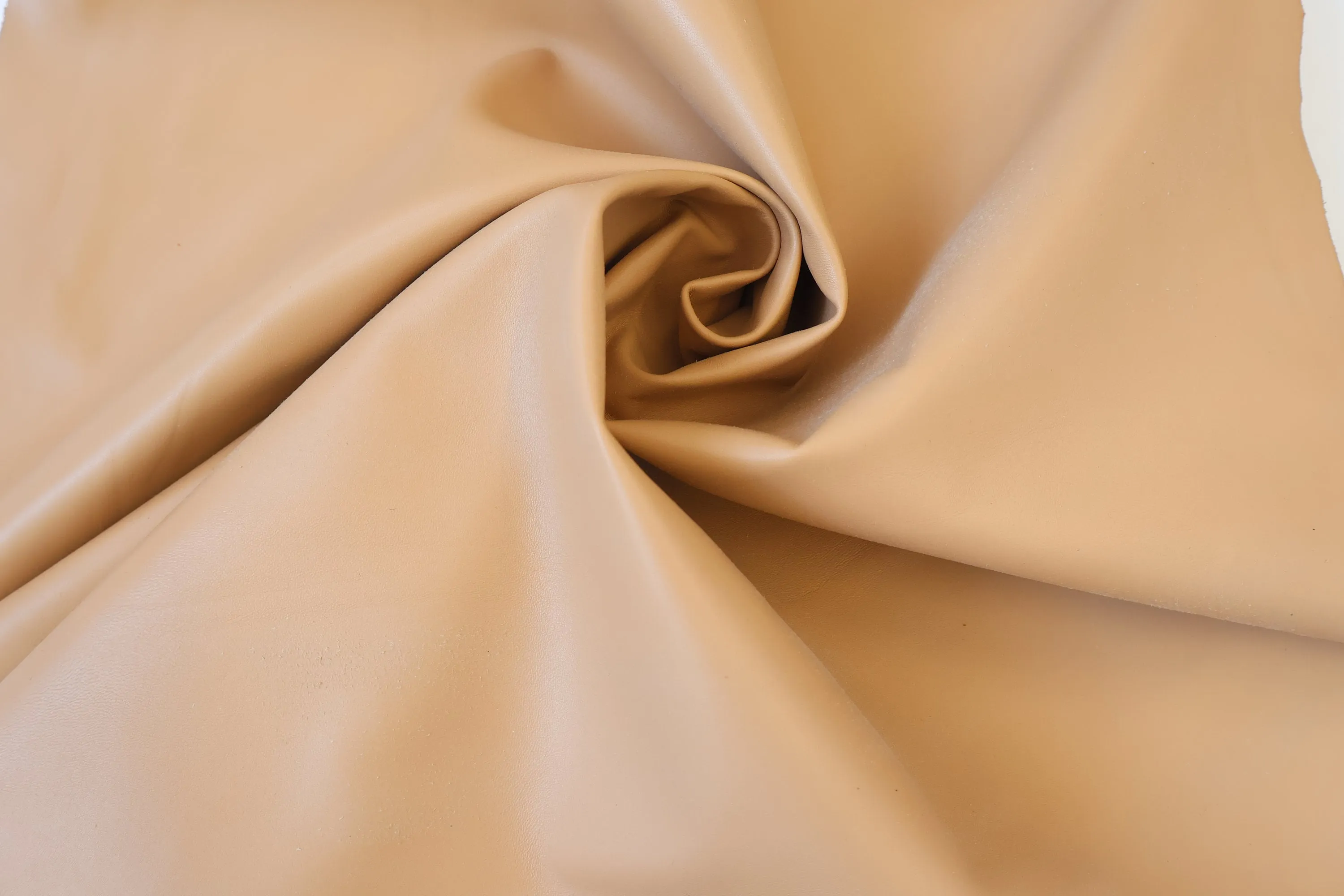 Sheep genuine leather col. Beige, lambskin nappa leather hide for crafts, thick. 1,0mm (2 1/2oz)